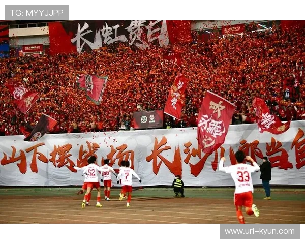 湘超半决赛点球大战，常德队王奎锋勺子点球决胜